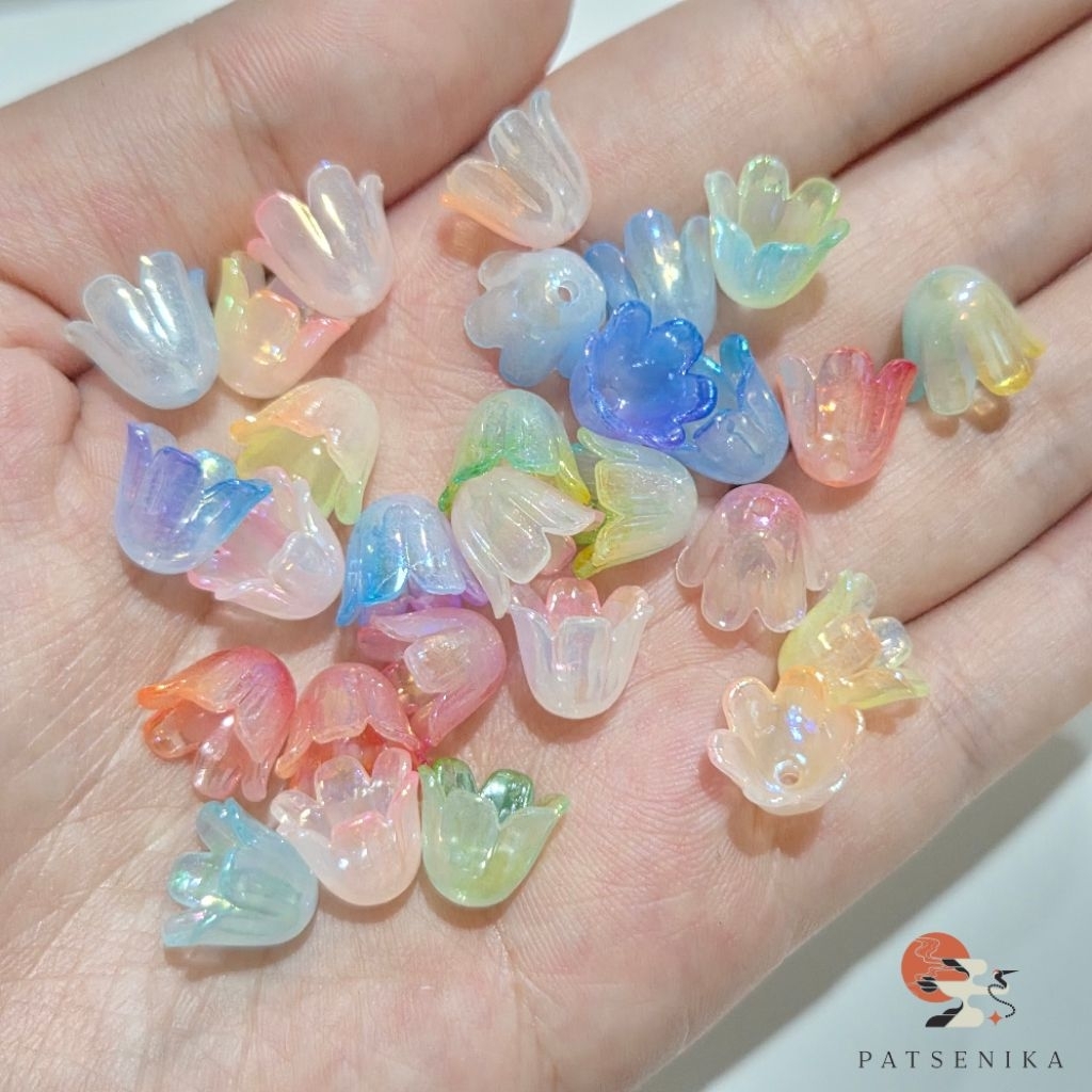 [ส่งในไทย] ลูกปัดอะคริลิค ขนาด 10 มม. ไล่โทนสี ลายดอกไม้ Lily สร้อยข้อมือ DIY จํานวน 50 ชิ้น ต่อถุง - Patsenika