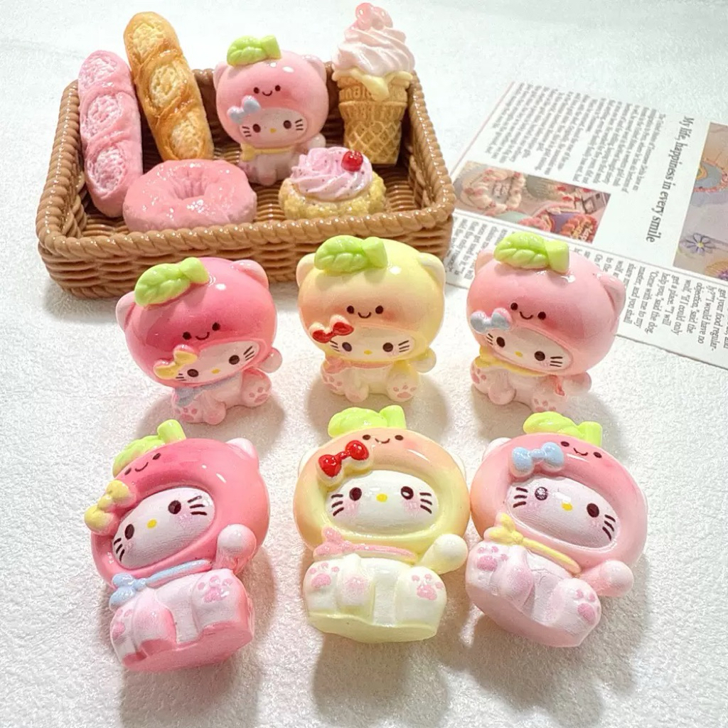 "แมวหัวลูกพีช" เซ็ท 3 ชิ้น ครบเซ็ท 3D ตุ๊กตาจิ๋ว โมเดลจิ๋ว ตุ๊กตาเรซิ่น แต่งบ้าน แต่งสวน ตั้งโต๊ะทำงาน Diy ของสะสม