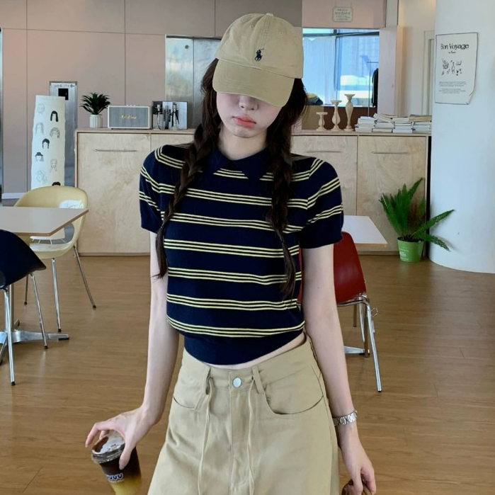 เสื้อโปโลไหมพรมผู้หญิง ลายทางแขนสั้น สไตล์เกาหลี รูปที่ 2
