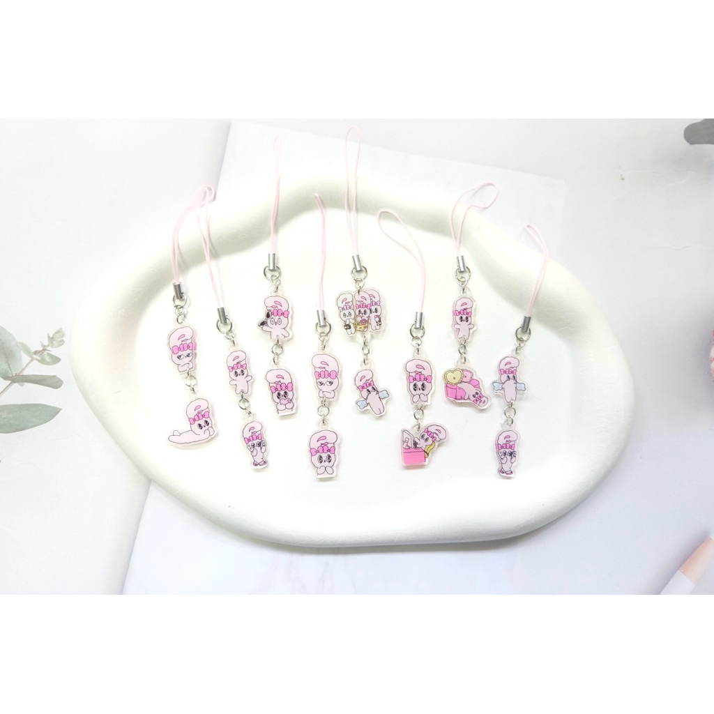 สายคล้องโทรศัพท์มือถือ ลาย Esther bunny 🐰 ไซส์ Sสายคล้องโทรศัพท์มือถือ อะคริลิค สินค้าพร้อมส่ง (ของฝาก ของแถม ของขวัญ)