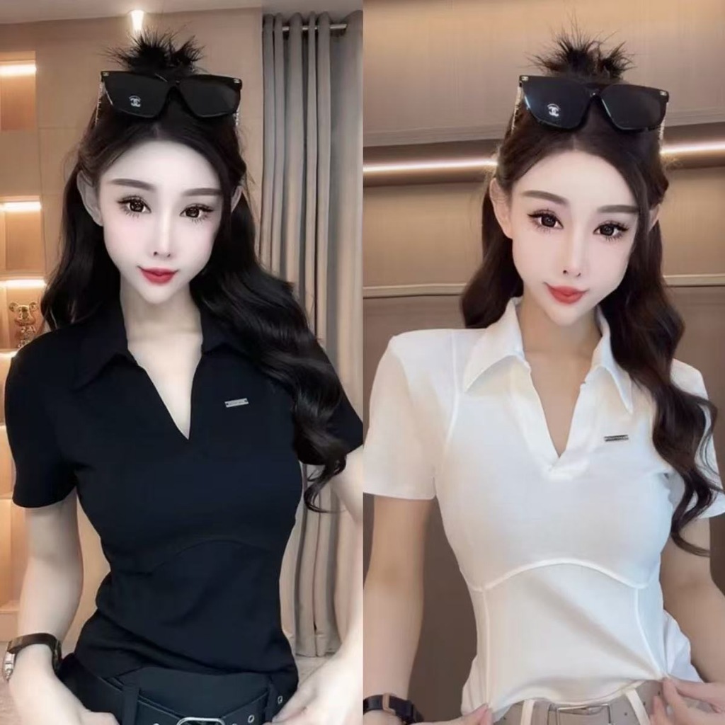 เสื้อยืดแขนสั้นผู้หญิงสไตล์ยุโรปและเกาหลีแบบเย็บปะติดปะต่อกัน คอปกโปโล ทรงเข้ารูป สวมใส่ได้หลากหลาย สวยงามและดูอ่อนเยาว์