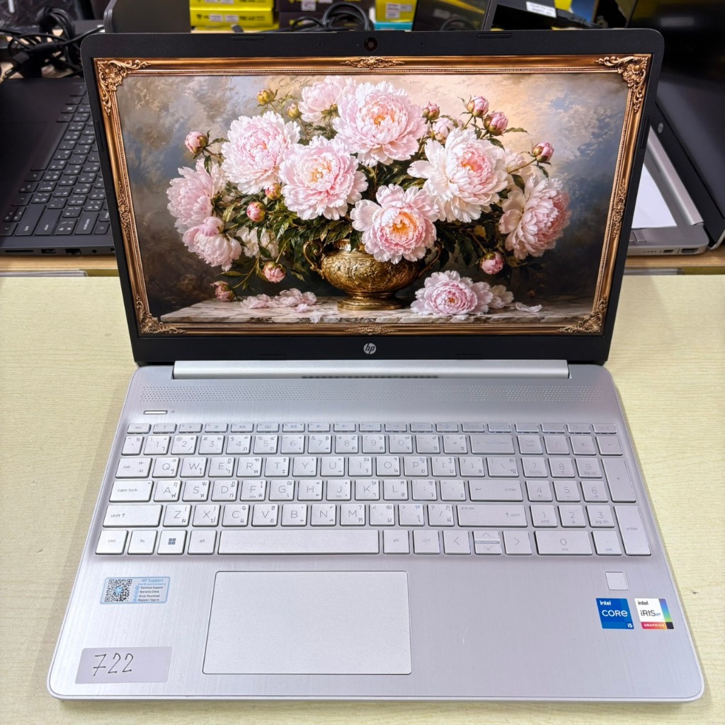 HP  15S - FQ2725TU  สภาพเครื่องภายนอก  85%  ประสิทธิภาพการทำงาน 100%