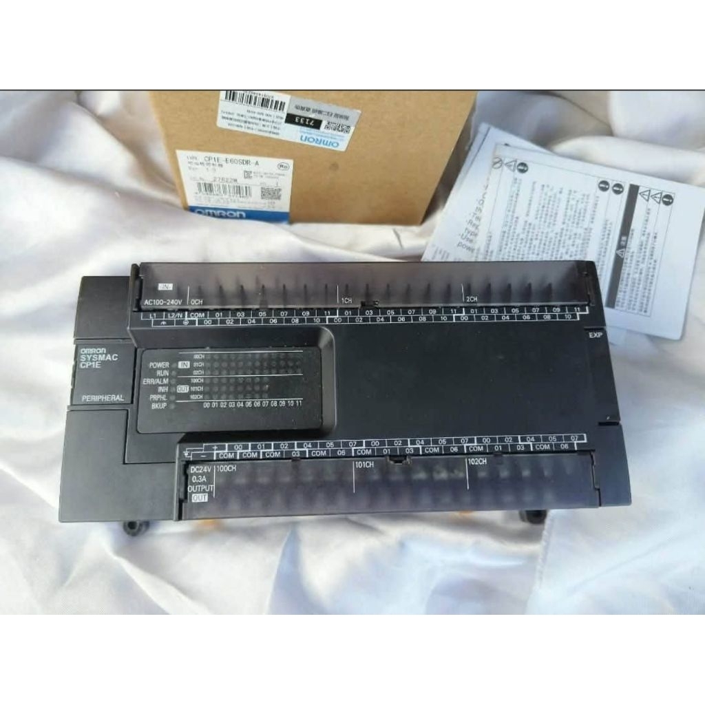 PLC Omron CP1E-E6OSDR-A