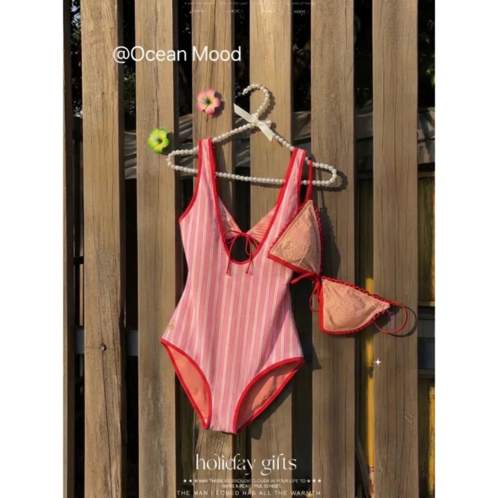 Ocean Mood | ชุดว่ายน้ำวันพีช 2 ชิ้น สีชมพูลายทาง แต่งลูกไม้ สไตล์วินเทจ Vintage Pink Striped Swimwear