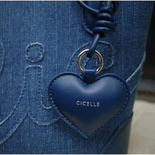 กระเป๋าแบรนด์ CICELLE-9995 ดีไซน์มีหัวใจน่ารัก สีพิเศษ Denim และสี Sky สียีนส์อ่อนและยีนส์เข้มอย่างละมุน พร้อมถุงกระดาษ