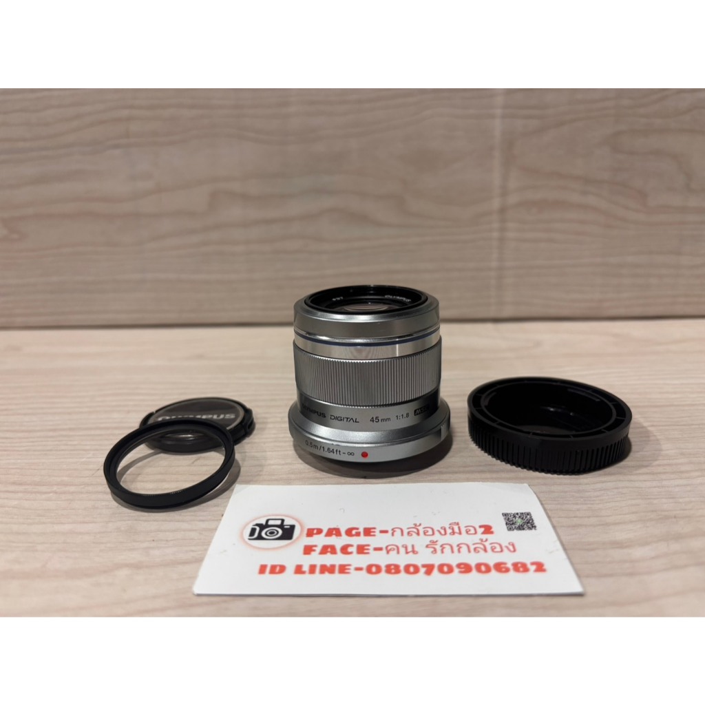 lens Olympus 45 mmใช้งานได้ปกติ