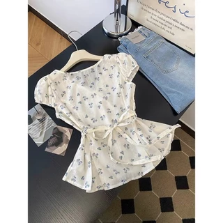 Cherry🍋 พร้อมส่ง🥤เสื้อเชิ้ตสีขาว🐱 สไตล์ฝรั่งเศส แต่งลูกไม้ แขนสั้น คอวี ใส่ได้ทุกรูปแบบ ผิวแสงแดด แต่งสายรัด รัดเอว