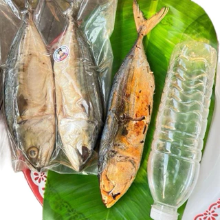 ปลาทูมันหอมเค็มน้อย 3-4ตัวโล มีไซร้ใหญ่ๆ เลือกไซร้ได้ เนื้อเเน่นทำสดใหม่ ไม่ตุไม่เละ ทำใหม่ทุกวัน เค็มน้อยดองเกลือ1คืน