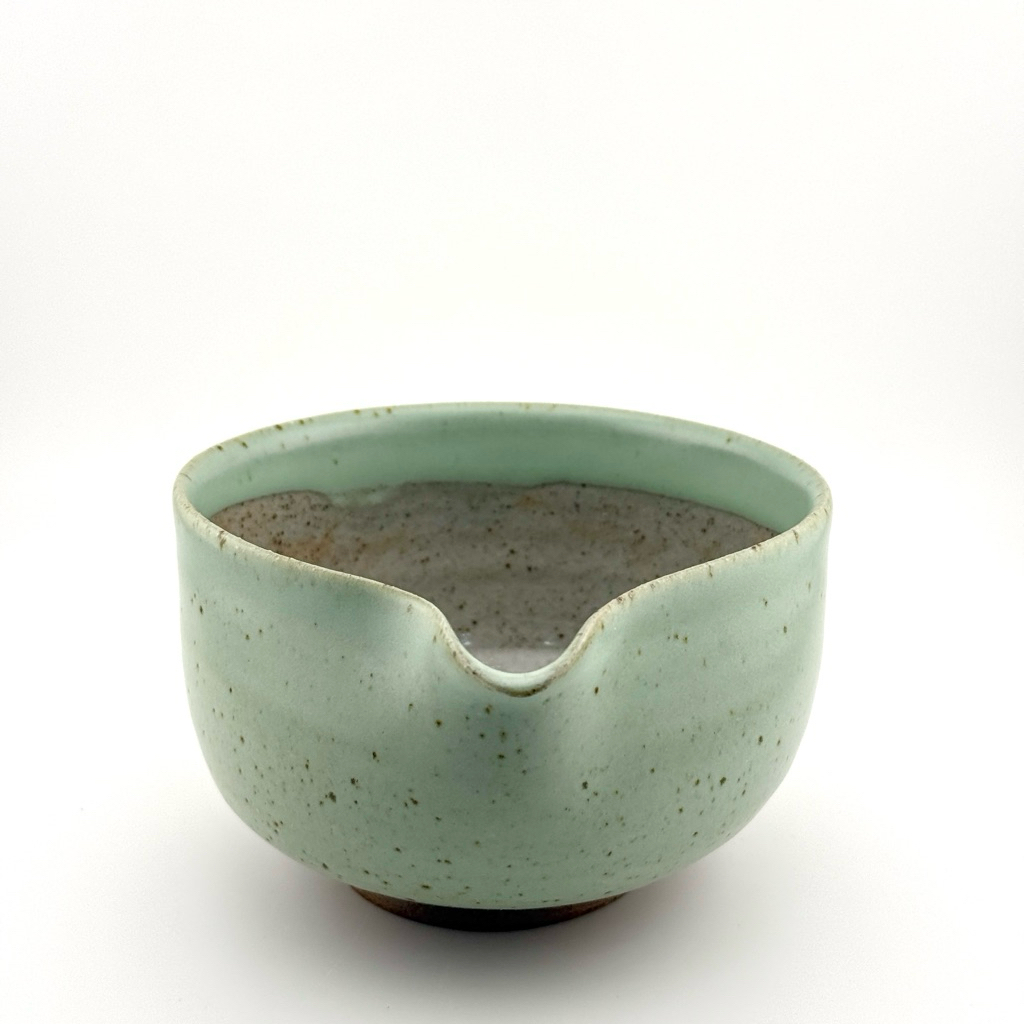 ถ้วยมัทฉะ Pagucha x Pra-arthid แบบมีปากเท chawan