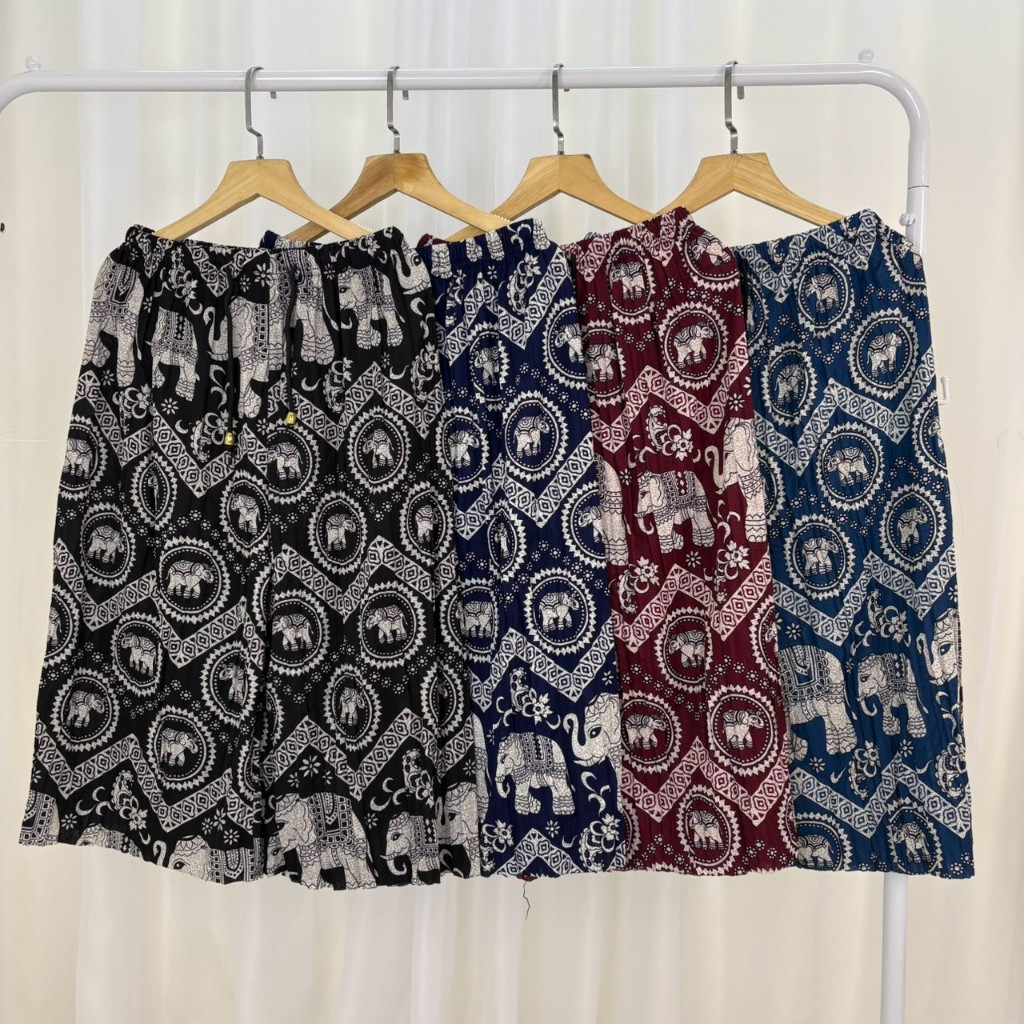 กางเกงพลีส ดีไซน์พิเศษ สำหรับผู้หญิง รุ่น Elephant Print Skirt ดีไซน์ที่มีเอกลักษณ์