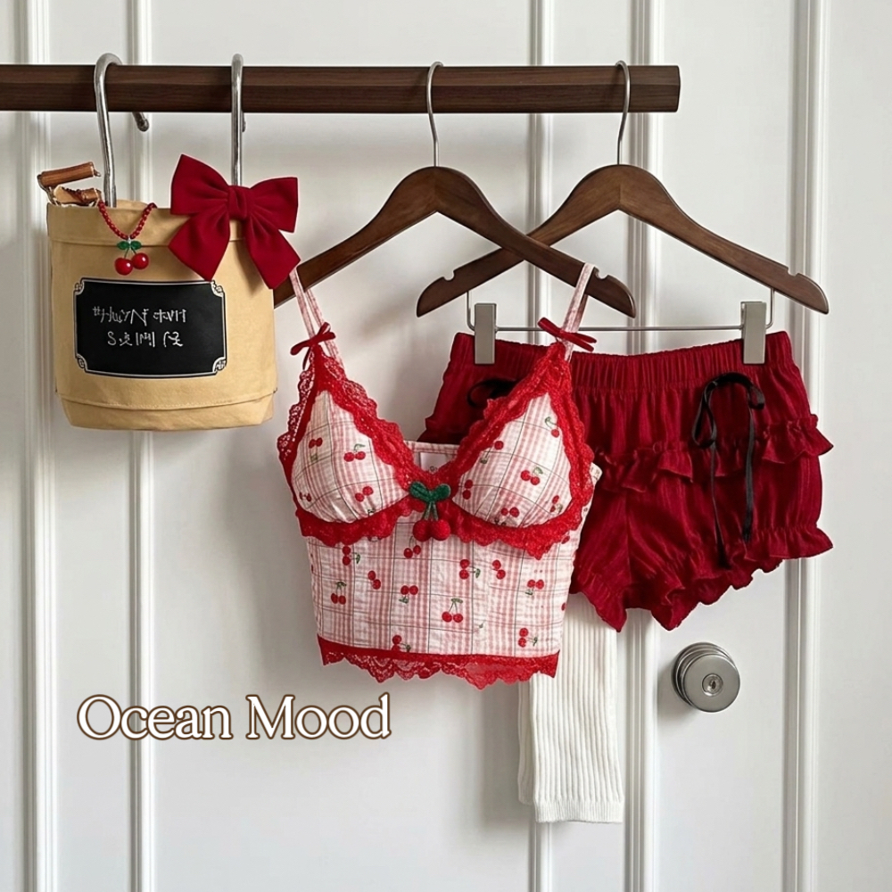 Ocean Mood | ชุดบิกินี่ 2 ชิ้น ชุดว่ายน้ำน่ารัก ลายเชอร์รี่ แต่งขอบลูกไม้สีแดง ชุดเที่ยวทะเล Summer