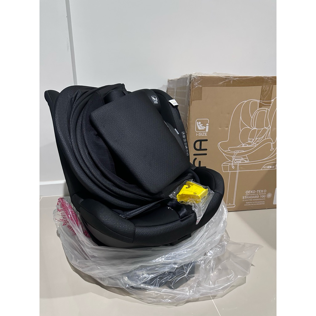 (มือสอง) CAMERA คาร์ซีท รุ่น I-Safia มี Isofix เด็กแรกเกิด - 12 ปี หมุนได้ 360 องศา