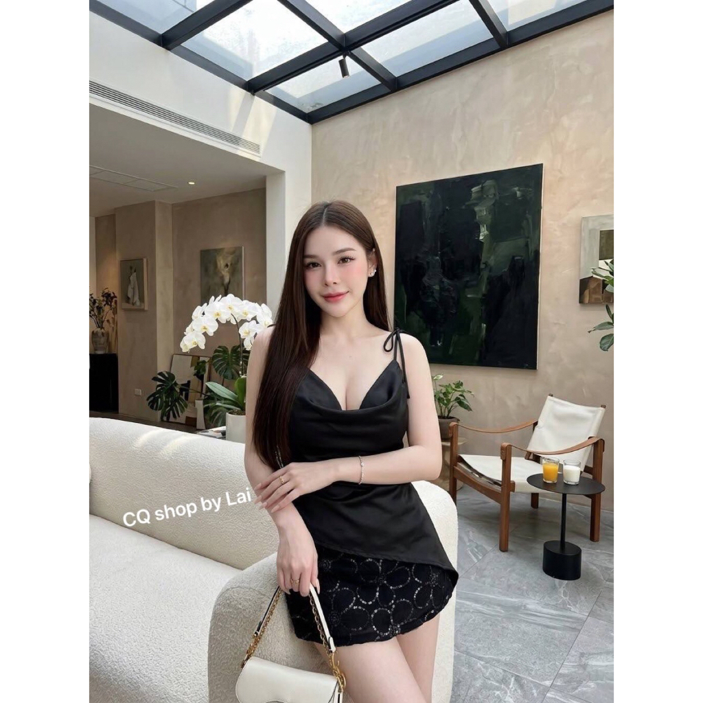 เซต2ชิ้น เสื้อผูกไหล่สายเดี่ยว ถ่วงอก ผ้าซาตินนำเข้า กับกระโปรงผ้าลูกไม้