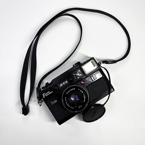 กล้องฟิล์ม Flash Fujica AF Date เลนส์ f2.8 ออโต้โฟกัส ใช้งานเต็มระบบ+เคส+สายคล้องคอ + ประกัน 7 วัน