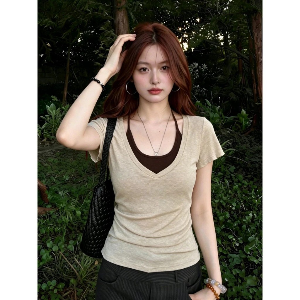 เสื้อยืดผู้หญิงไซซ์ใหญ่ M-4XL เสื้อยืดแขนสั้นคอวี ทรงหลอก 2 ชั้น สไตล์เกาหลี เข้ารูป ใส่ทำงาน รุ่นใหม่ 2026