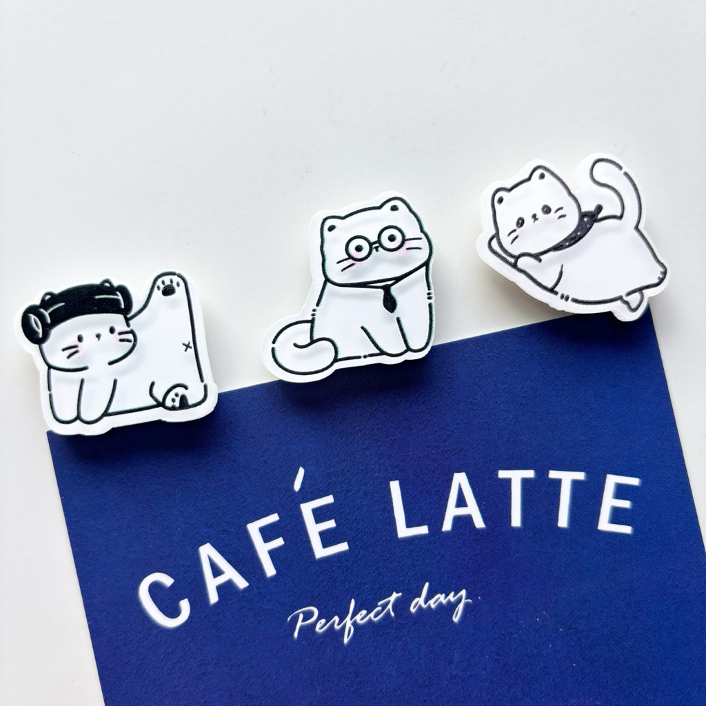 [แพ็ค 3 ชิ้น] MAGNET แม่เหล็กติดตู้เย็นรูปแมวการ์ตูนญี่ปุ่น ขนาดประมาณ 2.5Cm*3Cm