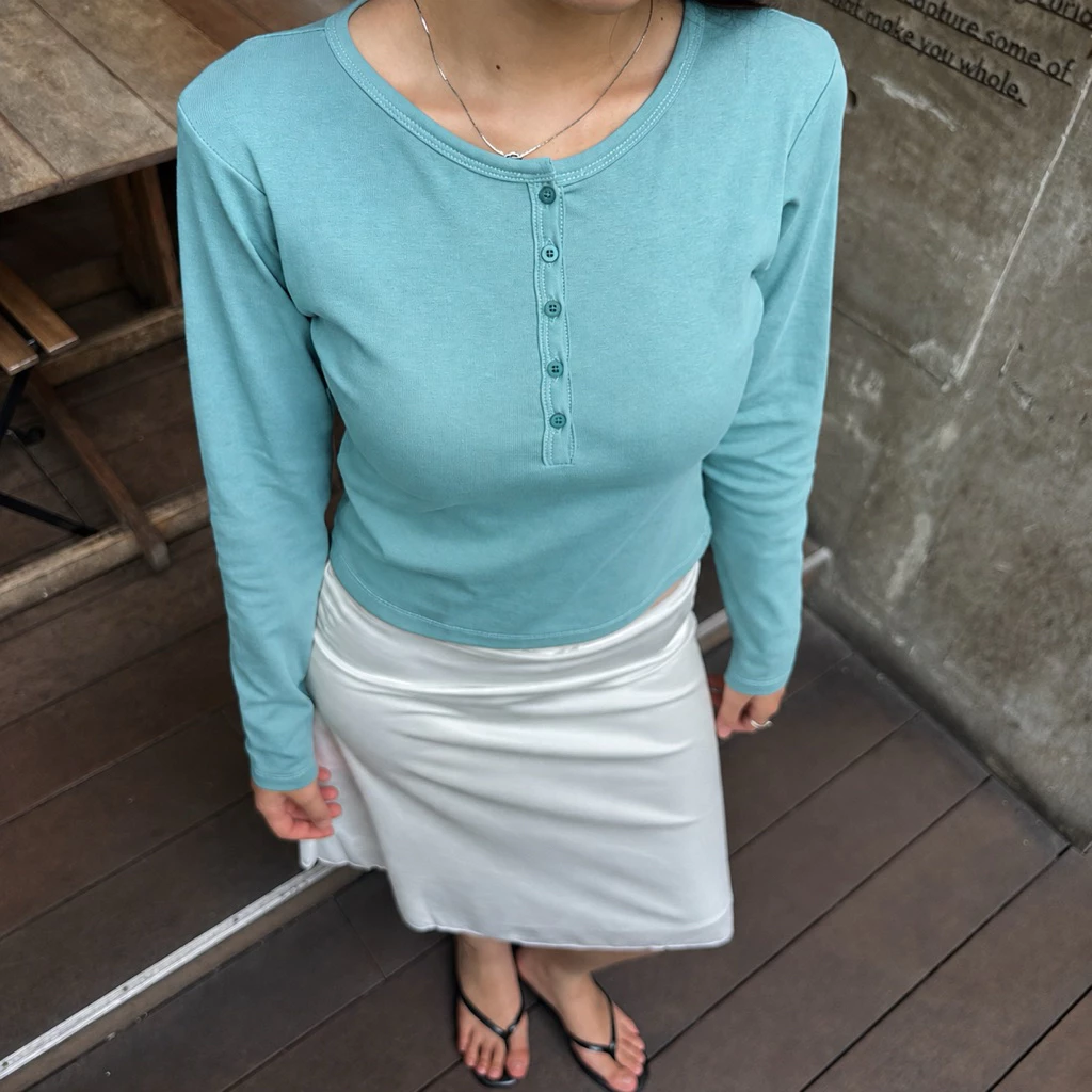 Olive Soft Long Sleeve (ver2) สีใหม่ เสื้อยืดแขนยาวกระดุมหน้า ผ้านิ่มไม่ต้องรีด