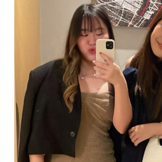 ส่งต่อ blazer ทรงครอป สภาพดีมาก 80%