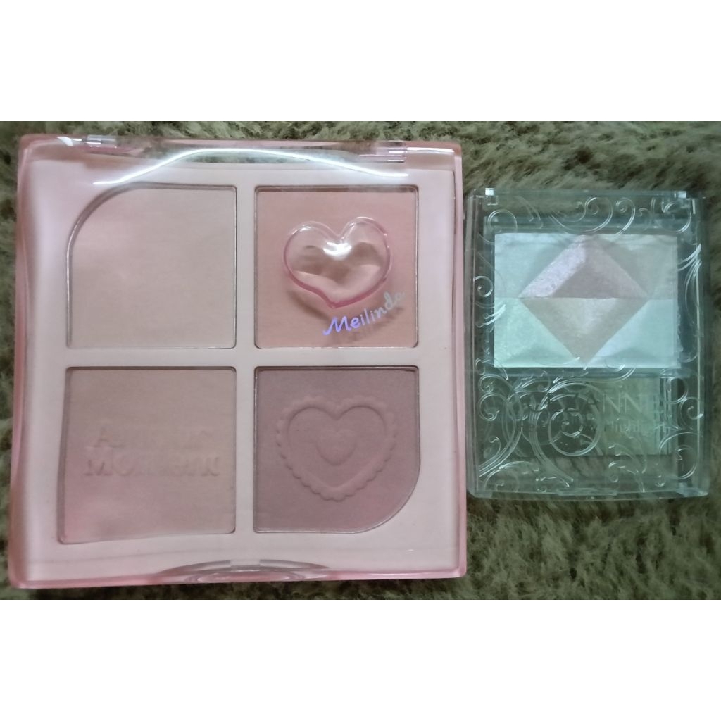 ส่งต่อ Melinda บลัช 03 และ Cezanneไฮไลท์ SP02 ได้สองชิ้น แตะสวิทไปนิดเดียว เพิ่งซื้อมา ส่งต่อเพราะมี