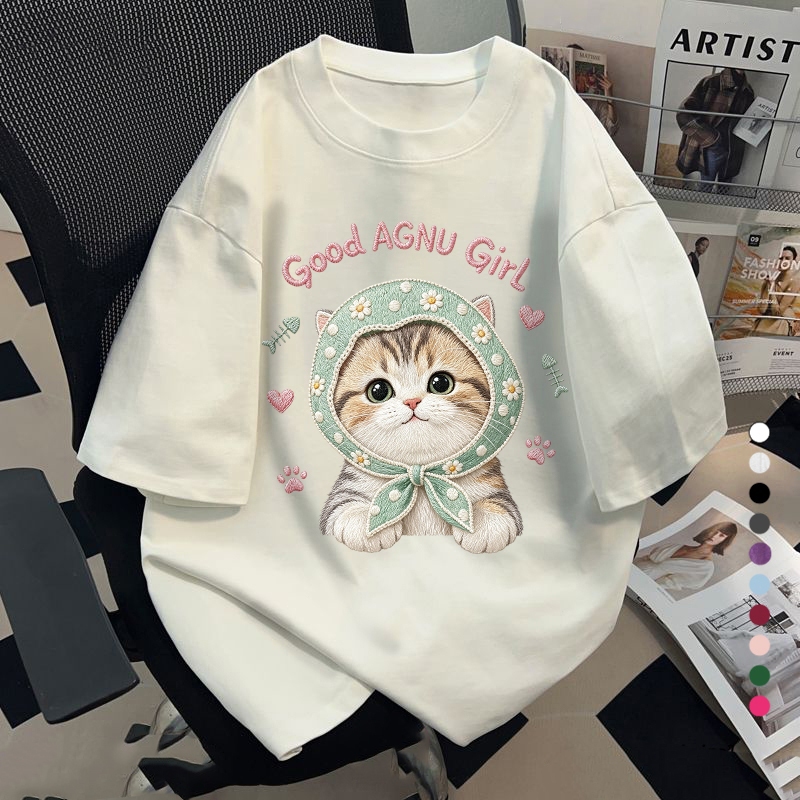 【จัดส่งตลอด 24 ชั่วโมง】 สไตล์วิทยาลัย ลายแมวคอกลมเสื้อ oversize ชุดหน้าร้อนผู้หญิงtshirt 8.03