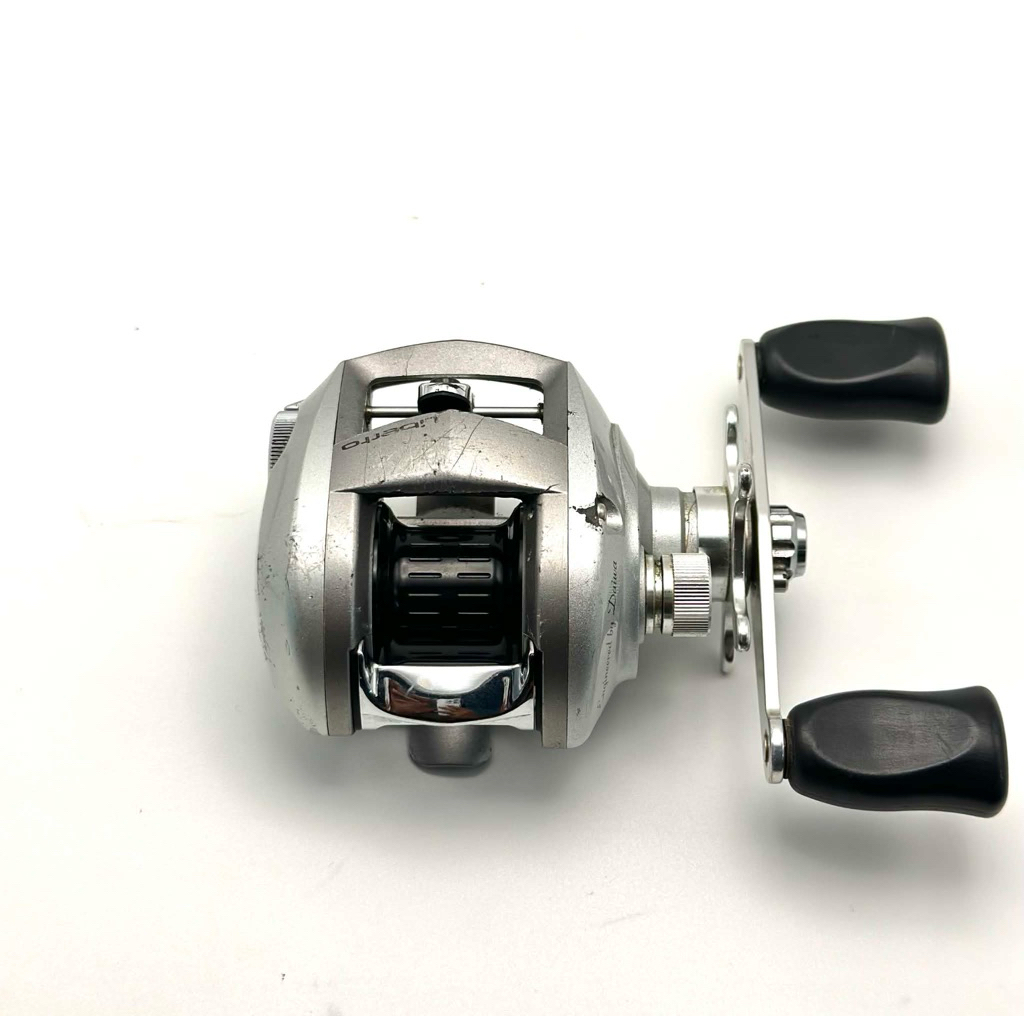 Daiwa Pixy Silver  Mica Right