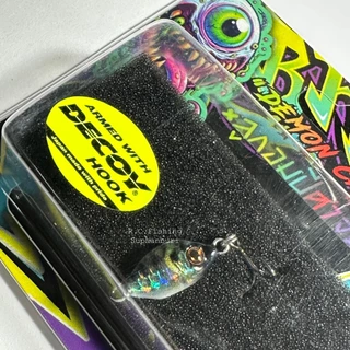 ลูกอมปิศาจ Demon Candy Micro Jig 2.4g/2.8g/3.3g เหยื่อตกปลากะพง ไมโครจิ๊กจิ๋ว Armed with DECOY Hook