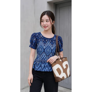 เสื้อลายไทย ระบายเอวผูกหลัง **สินค้ามาใหม่**