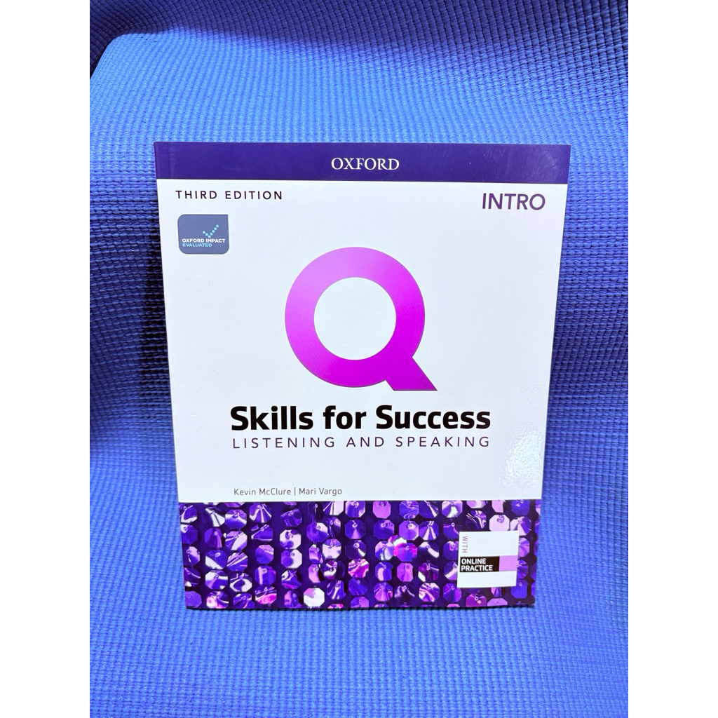 มือ2 หนังสือ Q Skills for Success Listening and Speaking ไม่มีจดโค้ดยังไม่ขูด