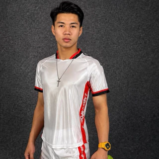 เสื้อ_jAreo_ผ้ามันเงาบาง_สีขาว_แถบแดง