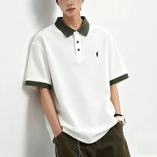 เสื้อโปโลแขนสั้นผู้ชาย สีเขียว คอปก ปักโลโก้แบบคลาสสิก เนื้อผ้าโปร่งสบาย สวมใส่ได้หลายโอกาส