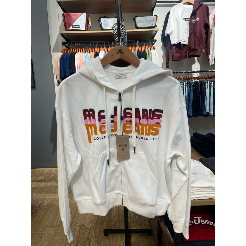 [New Arrival] MC Jeans เสื้อแขนยาวมีฮู้ดแม็คยีนส์ เสื้อกันหนาวผู้หญิง ผู้ชาย สีขาว แท้100% สินค้าพร้