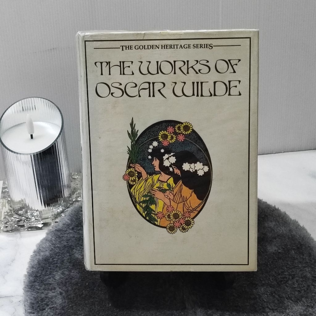 หนังสือ The Works of Oscar Wilde จากชุด The Golden Heritage Series ▪️Oscar Wilde ▪️Hardcover , Engli