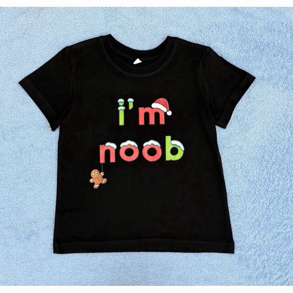 ส่งต่อ เสื้อ I'm Noob ไซส์ 120 (อายุ 5-6 ปี) ลายคริสต์มาส เสื้อยืดเกมเมอร์ Roblox สุดฮิต มือ 2 สภาพด