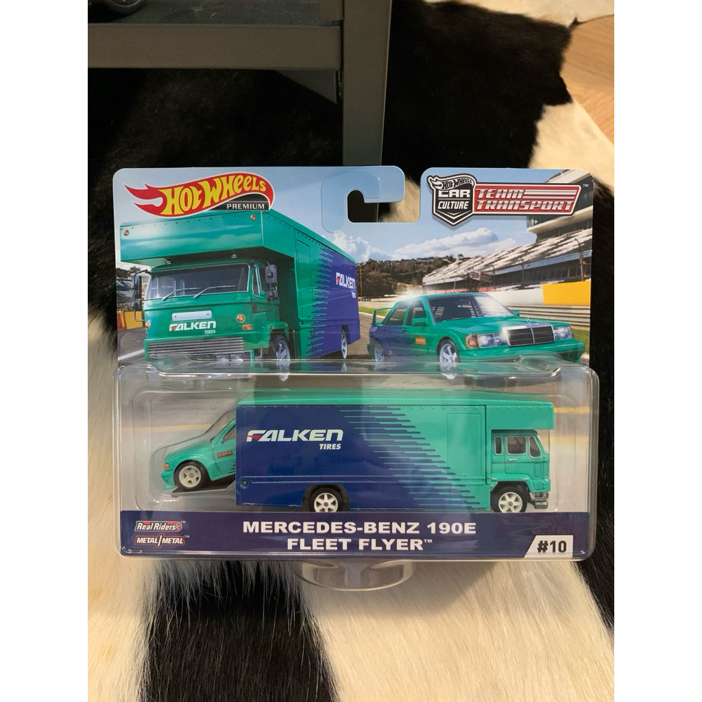 Hot wheels Mercedes-Benz 190E Fleet Flyer