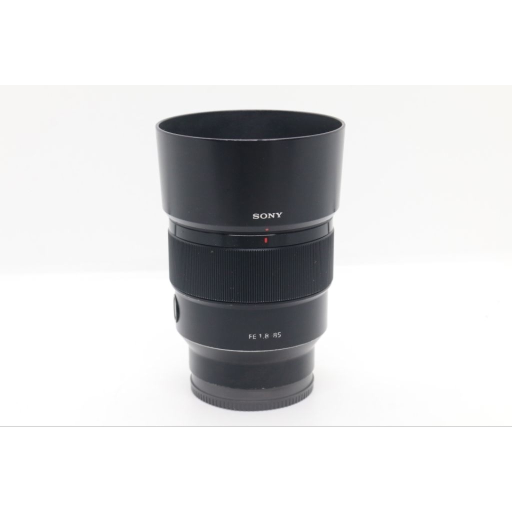 Sony FE 85mm F1.8 พร้อมฟิลเตอร์ ฮูด