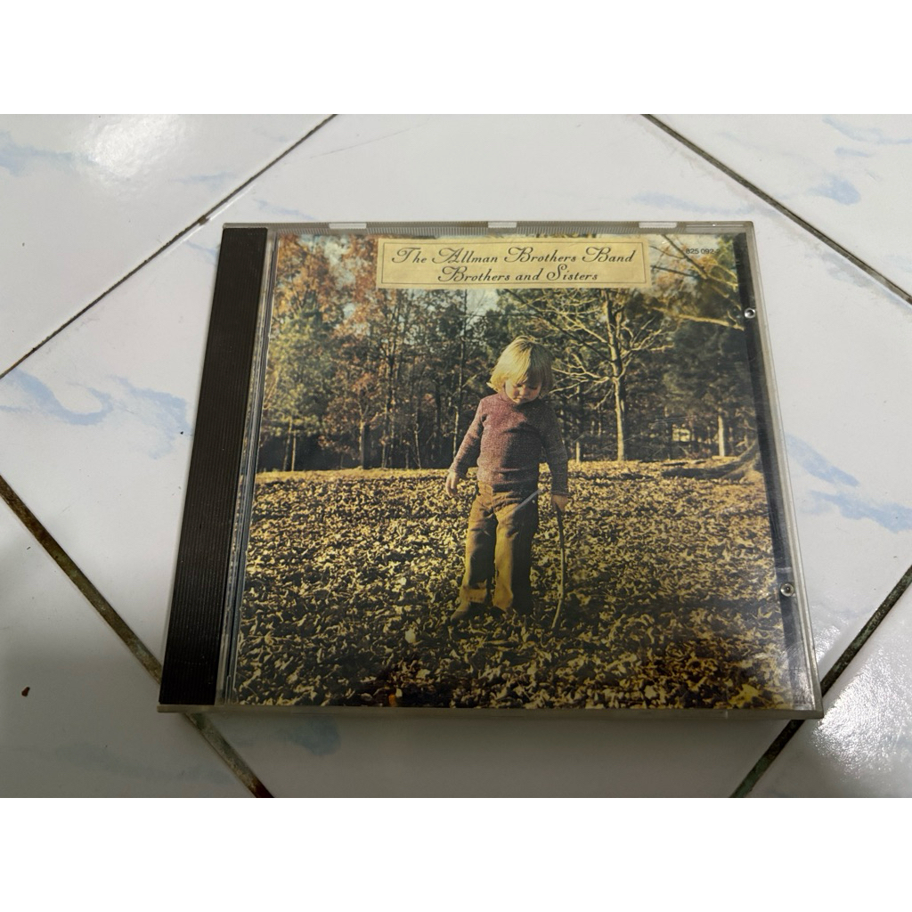 CD : THE ALLMAN BROTHERS BAND - BROTHERS and SISTERS.