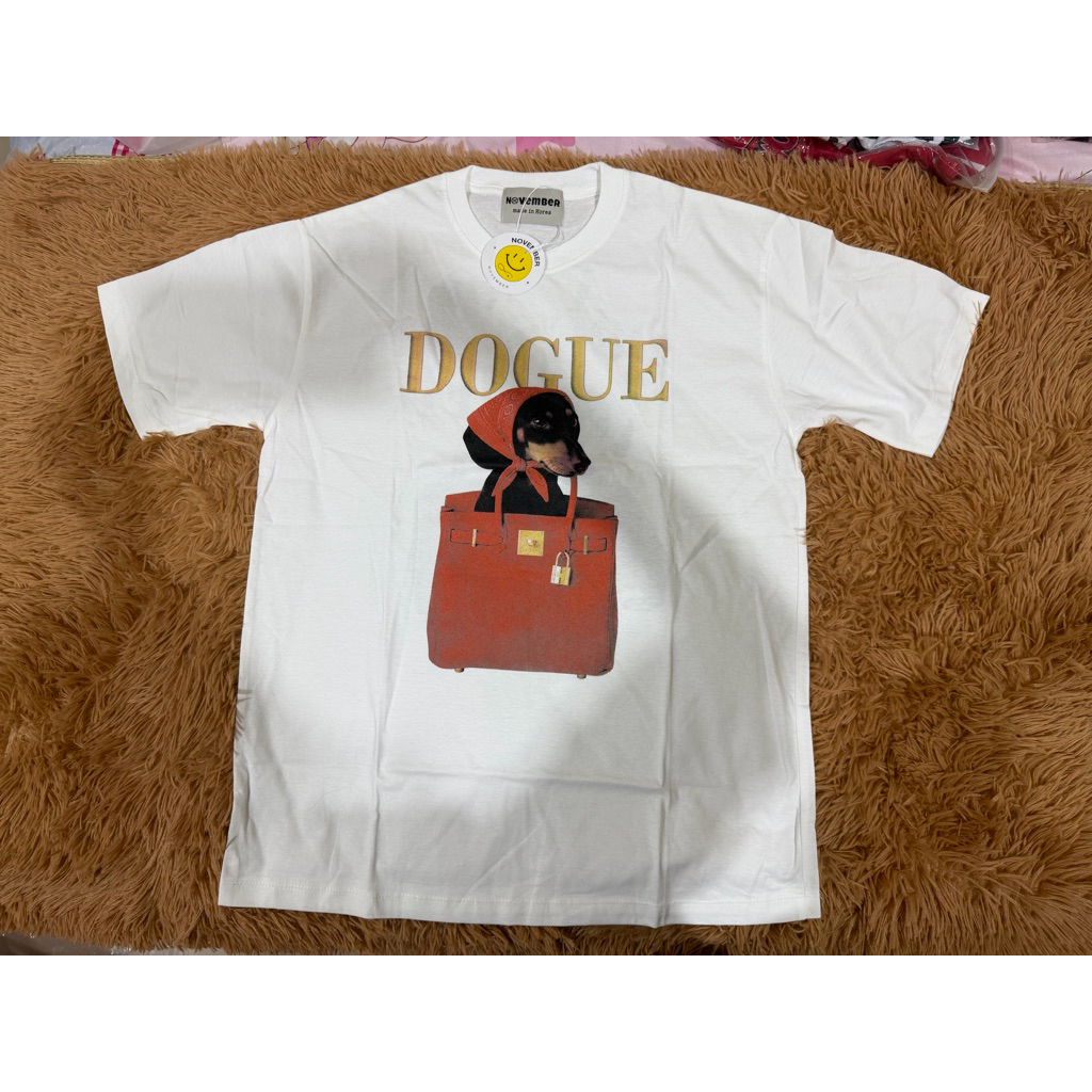 เสื้อยืดคอกลมลายปรอบอกเสื้อ40-42ความยาว28นิ้วราคาเต็ม180ส่งฟรี
