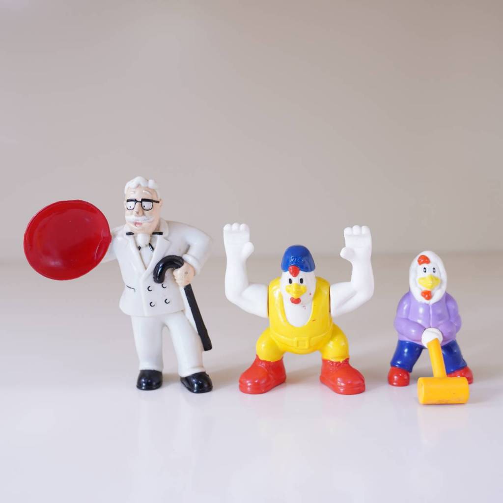 (พร้อมส่ง) ผู้พัน Sander KFC งานเก่าของสะสมของเล่น มือสอง KFC