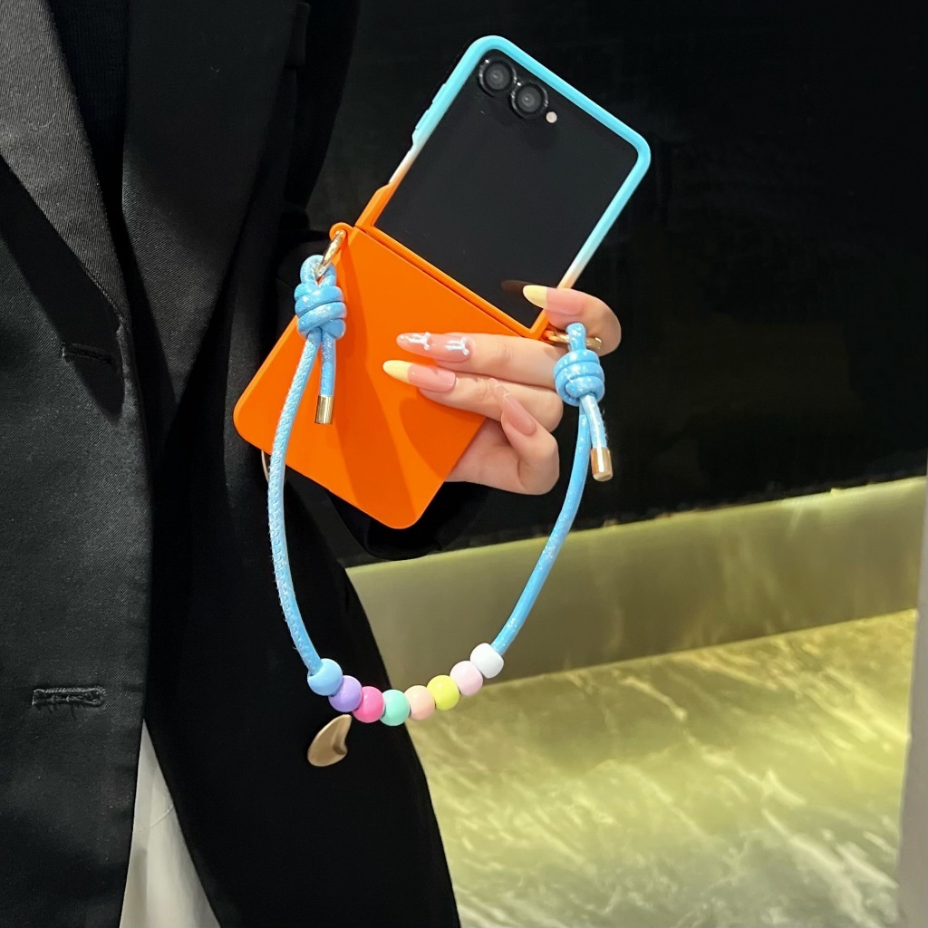 เคสสายรัดข้อมือแบบไล่ระดับสีด้านสองสีสำหรับ Samsung Galaxy Z Flip 8 7 ZFlip7 เคสกันกระแทกพร้อมสายคล้