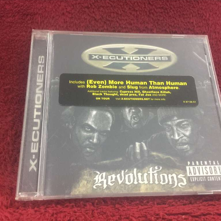 CD X-Ecutioners* – Revolutions สภาพตามรูปปก ZA360-37