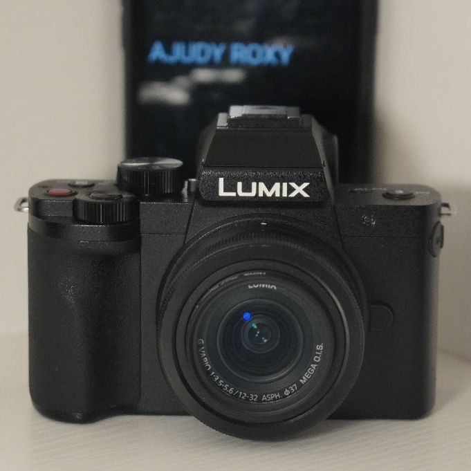 Panasonic Lumix G100D Mirrorless Digital Camera มือสอง