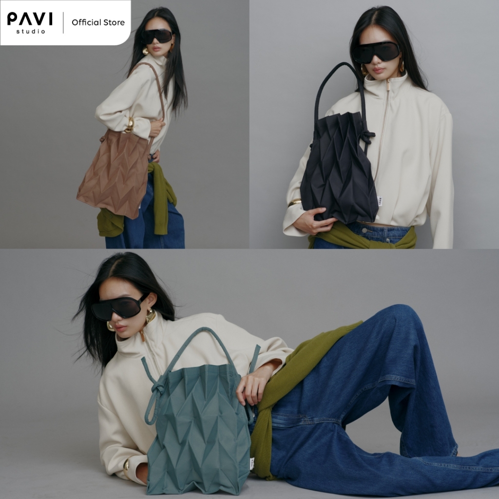 Pavi Studio - W Knot (POLY) กระเป๋าผ้าอัดพลีทลาย W สายผูก มี 7 สี