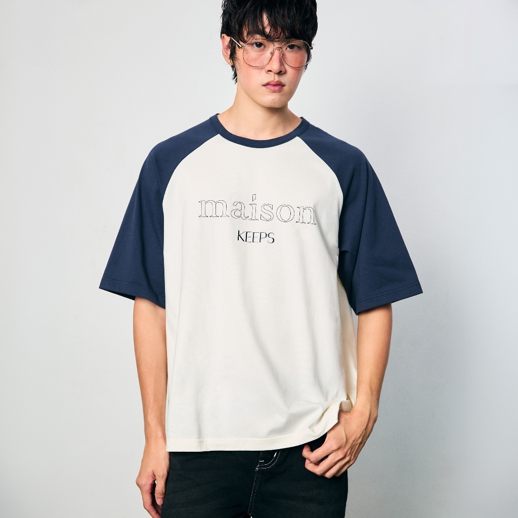 maison KEEPS | The Raglan Outline Logo Tee | Unisex | เสื้อยืดมี 3 ไซส์ ให้เลือก อก 40'' 44'' และ 48''