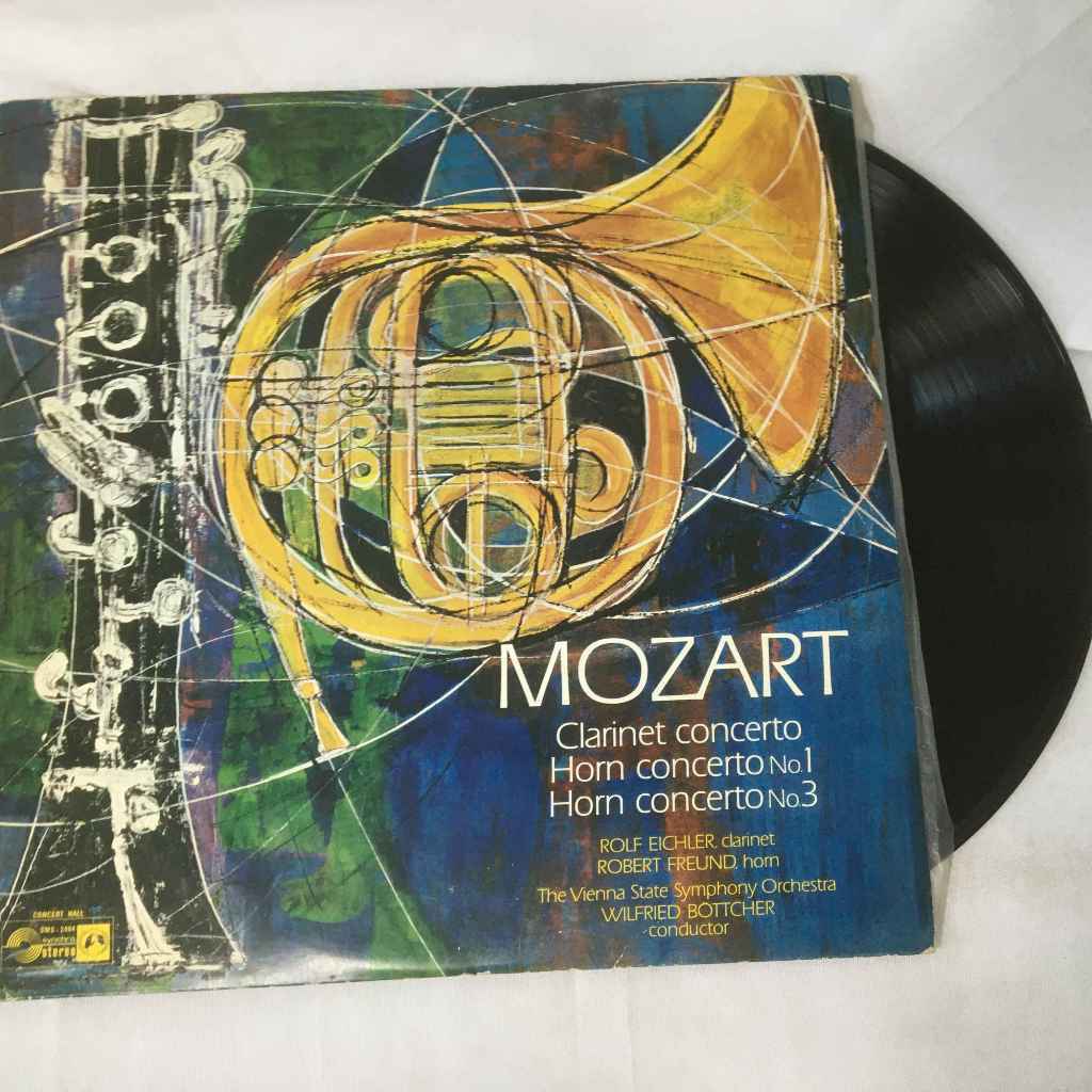 Clarinet Concerto / Horn Concerto No.1 / Horn Concerto No. 3 แผ่นเสียงไวนิว LP ขนาด 12 นิ้ว K669
