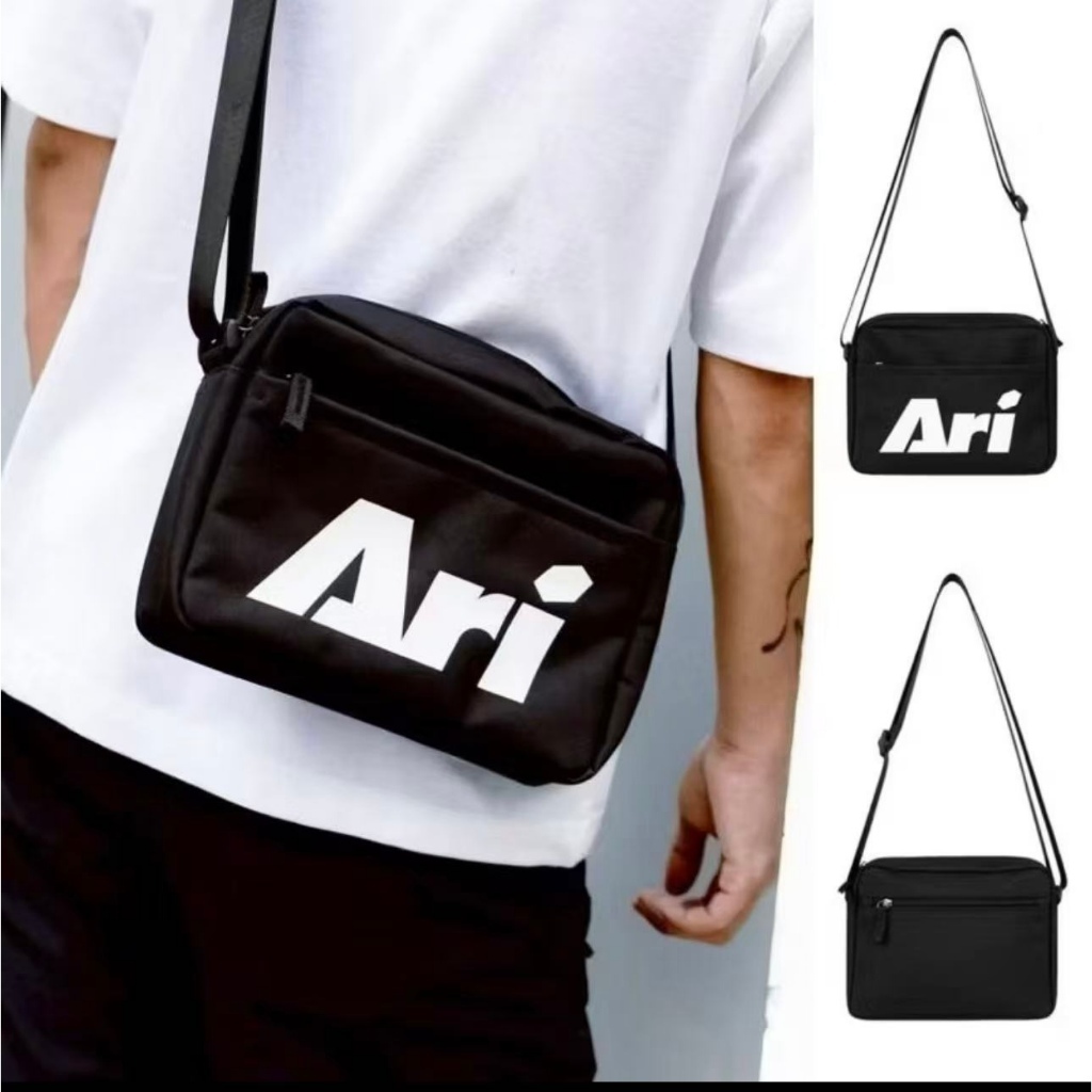 ARI SHOULDER BAG / กระเป๋าสะพายไหล่ Ari สีดำ