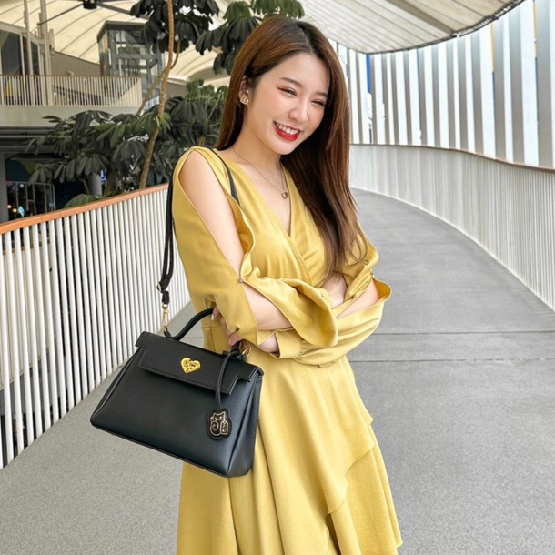 ราคาพิเศษ⚡️Tomu Mochiもち🍡 รุ่นใหม่สวยมาก🔥 กระเป๋าสะพายข้าง  PU Premium