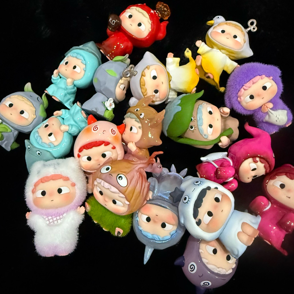 HEYONE OZAI The hooded adventures series mini figure