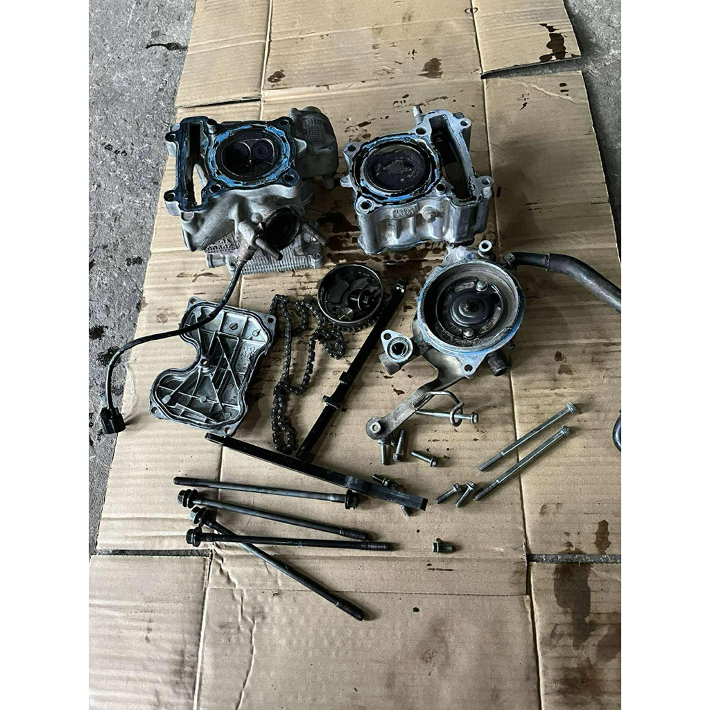 ฝาสูบเสื้อสูบ R15 มือสอง