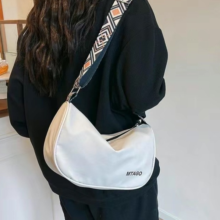 fashion.shop502 ลูกค้าใหม่ 1 บาท กระเป๋าสะพายข้าง คาดอก สไตล์วินเทจ คลาสสิด ความจุขนาดใหญ่ มีบริการส่งด่วน Z-010