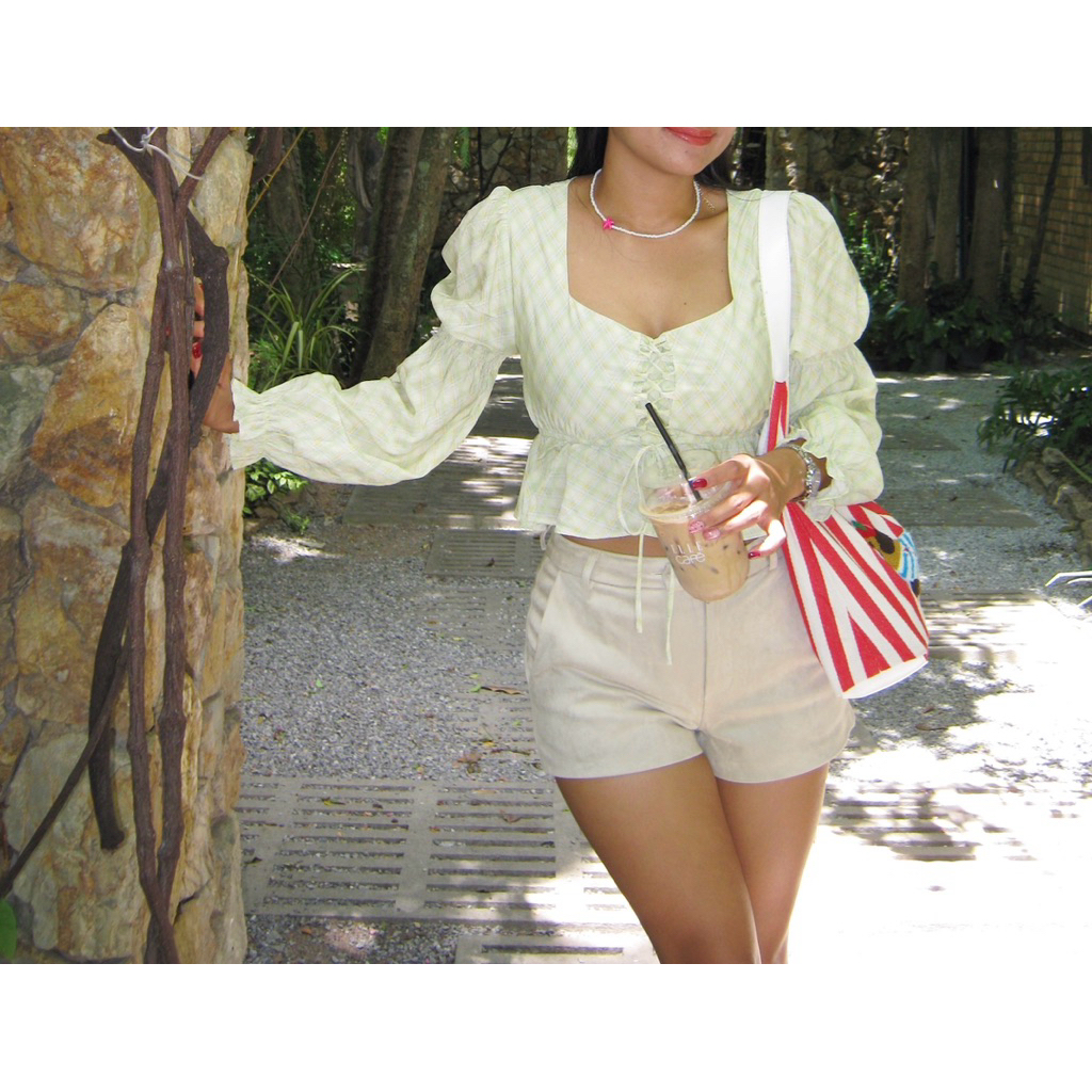 เสื้อลายสก็อตสีเขียว แบรนด์ kokiji